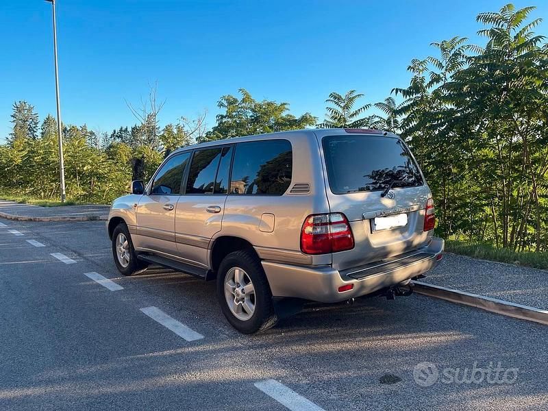 Usata Toyota Land Cruiser 204 CV (150 kW) 2003 Grigio SUV