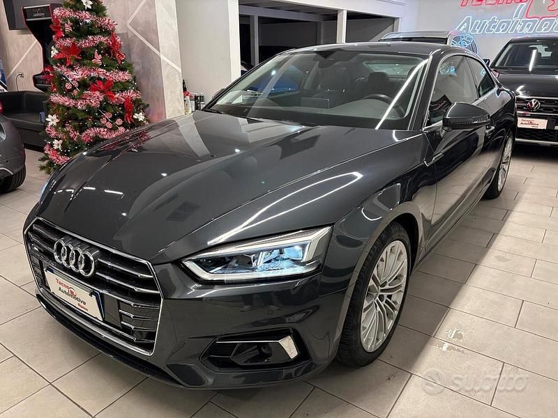 Usata Audi A5 Business 190 CV (139 kW) 2017 Grigio metallizzato Coupé