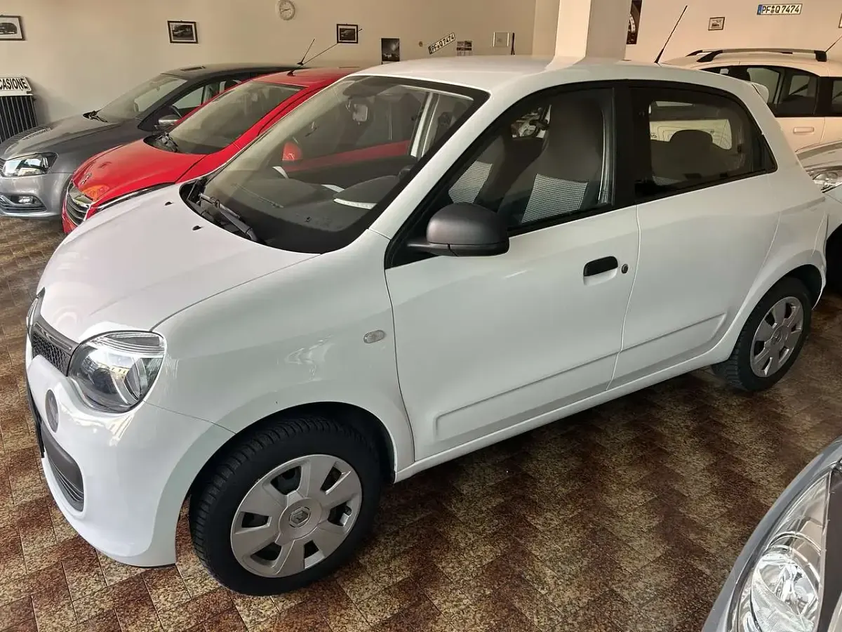 Usata Renault Twingo SE 71 CV (52 kW) 2015 Bianco Utilitaria