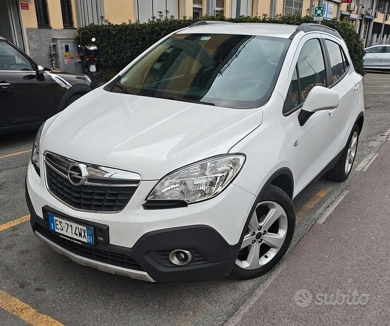 Usata Opel Mokka 130 CV (95 kW) 2013 Bianco SUV