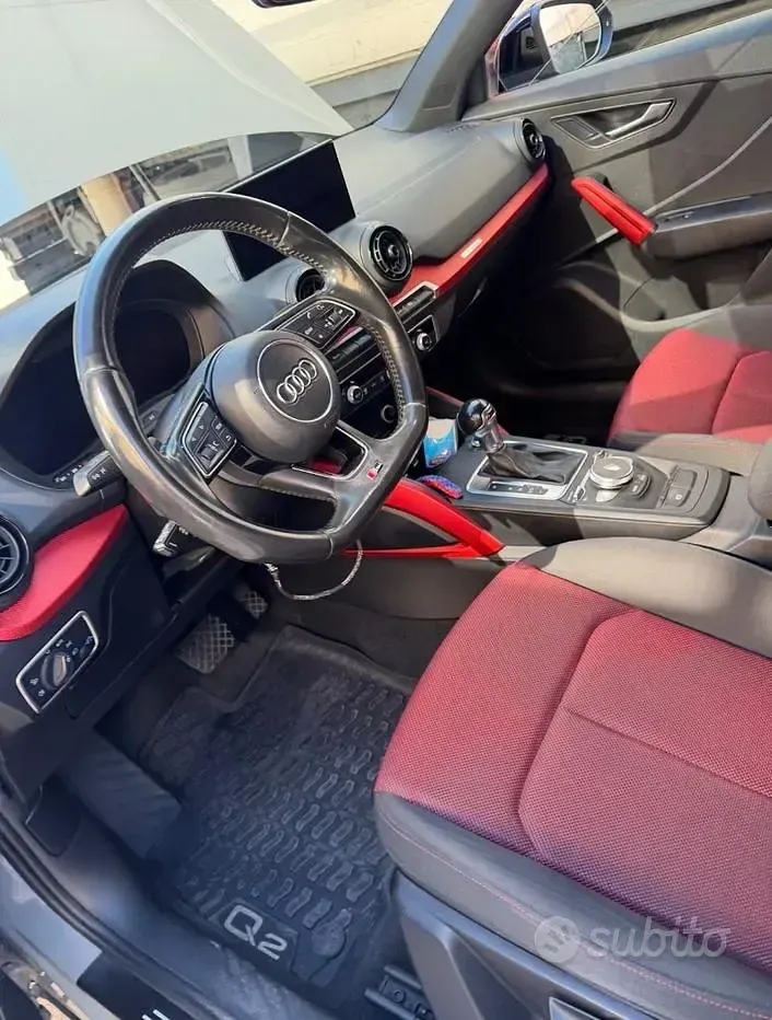 Usata Audi Q2 S-Line 150 CV (110 kW) 2017 Grigio SUV