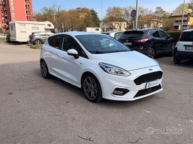Usata Ford Fiesta ST-Line 95 CV (69 kW) 2021 Bianco Utilitaria