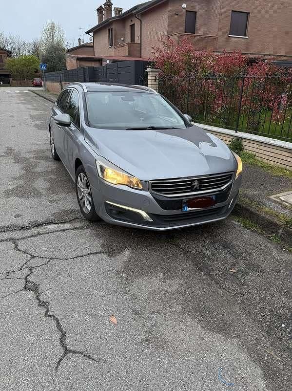 Usata Peugeot 508 SW Active 114 CV (83 kW) 2015 Grigio Station wagon