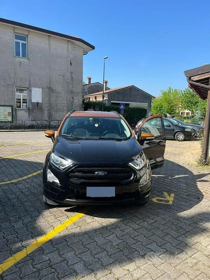 Usata Ford Ecosport 99 CV (72 kW) 2018 Nero SUV
