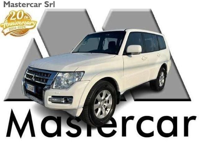 Bianco Usata 2016 Mitsubishi Pajero Instyle SUV | 16.900 € (Buon prezzo) - Immagine 1/4