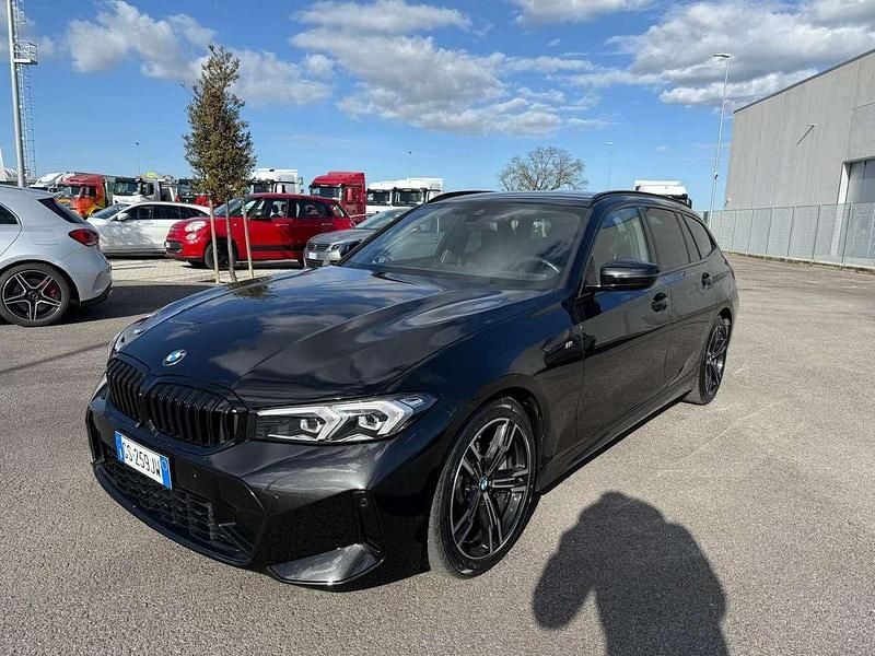 Usata BMW 330 M Sport 286 CV (210 kW) 2023 Nero Station wagon