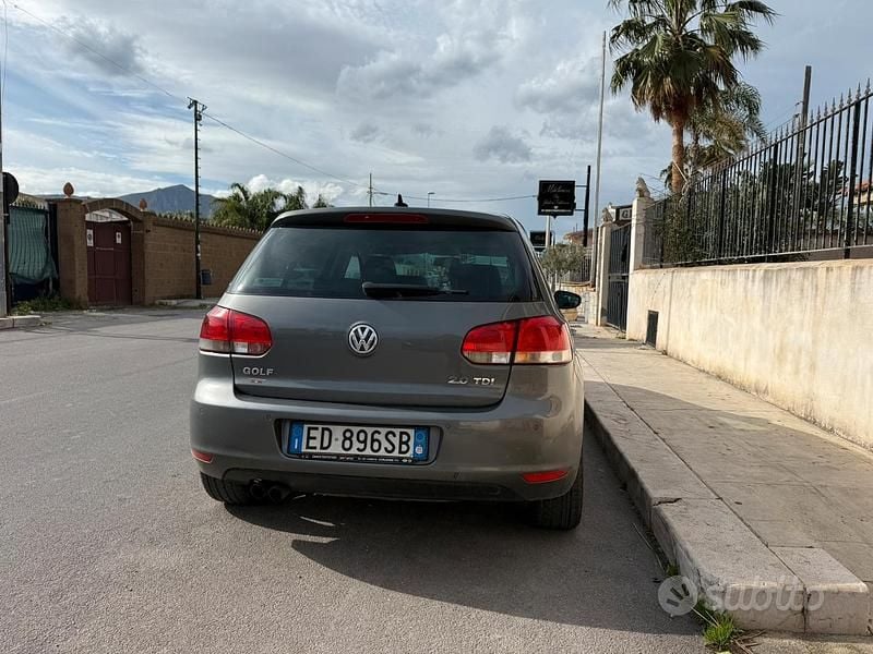 Usata VW Golf VI 110 CV (80 kW) 2009 Grigio Utilitaria
