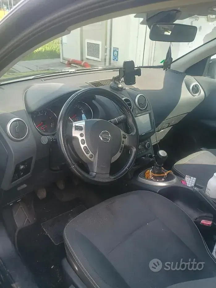 Usata Nissan Qashqai 115 CV (84 kW) 2013 Nero SUV