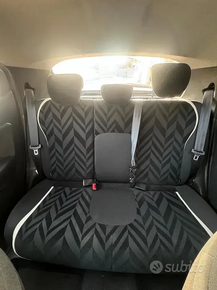 Usata Lancia Ypsilon 69 CV (50 kW) 2017 Bianco Utilitaria
