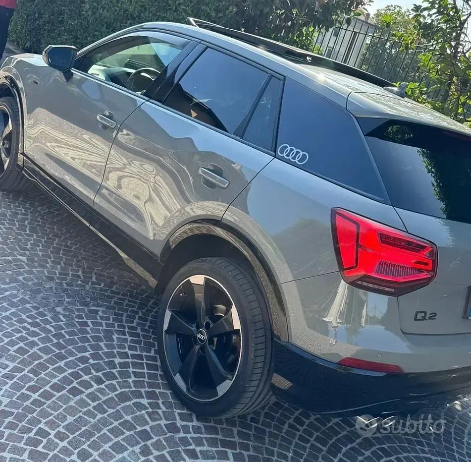 Usata Audi Q2 S-Line 150 CV (110 kW) 2017 Grigio SUV