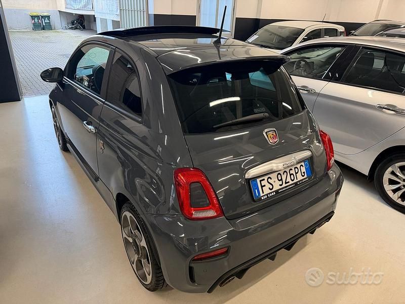Usata Abarth 595 145 CV (106 kW) 2018 Grigio Berlina