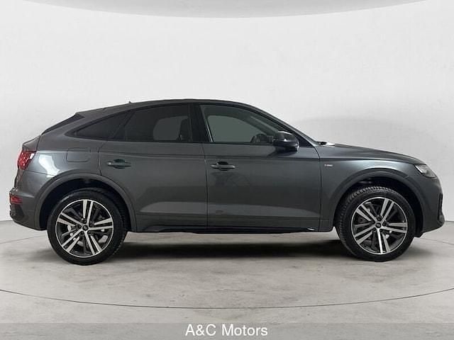 Usata Audi Q5 S-Line 204 CV (150 kW) 2024 Grigio daytona perla SUV