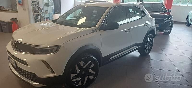 Usata Opel Mokka Elegance 110 CV (80 kW) 2022 Bianco SUV
