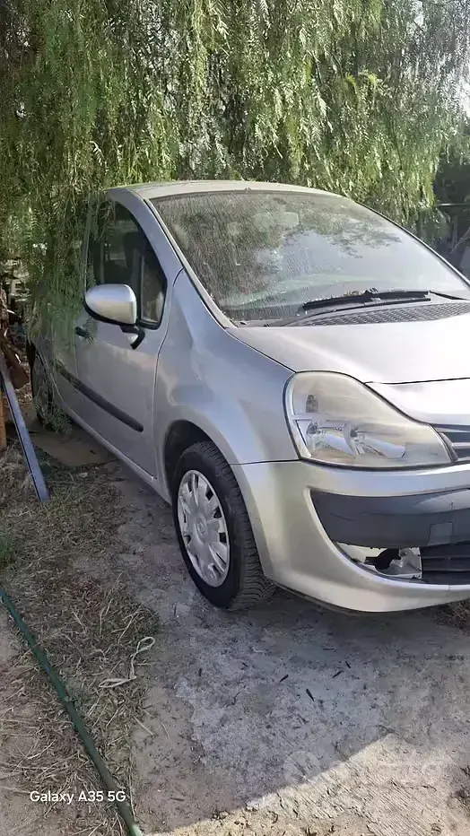 Usata Renault Modus 184 CV (135 kW) 2012 Grigio Monovolume