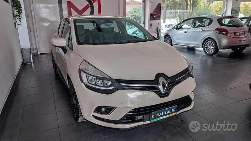 Usata Renault Clio IV Life 75 CV (55 kW) 2017 Beige Berlina