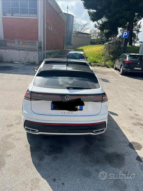 Usata VW Taigo R-line 110 CV (80 kW) 2022 Bianco SUV