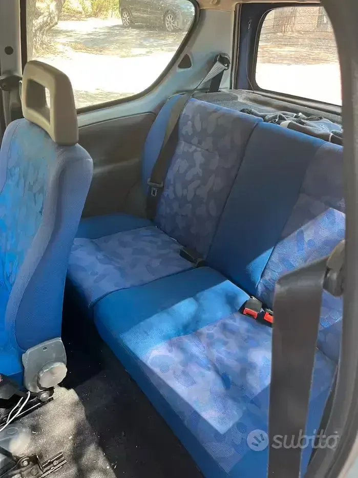 Usata Fiat 600 54 CV (39 kW) 2000 Bluazzurro Berlina