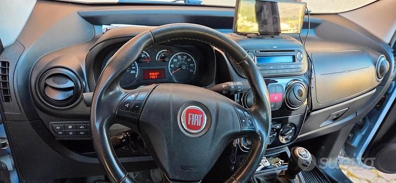 Occasion Fiat Qubo Trekking 80 ch (58 kW) 2016 Bleue Monospace
