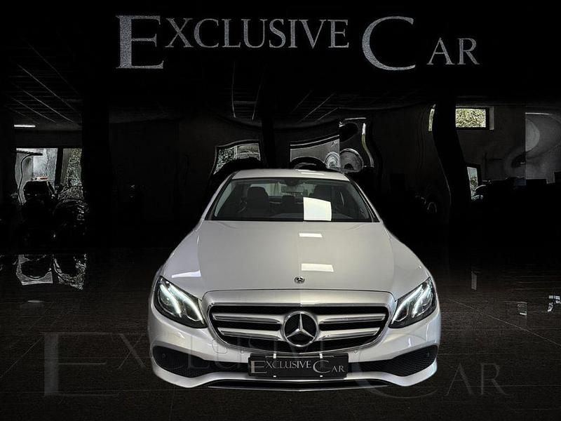 Usata Mercedes E220 Avantgarde 194 CV (142 kW) 2018 Grigio Berlina