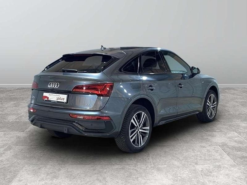 Usata Audi Q5 Sportback S-line plus 204 CV (150 kW) 2024 Grigio daytona perlato SUV