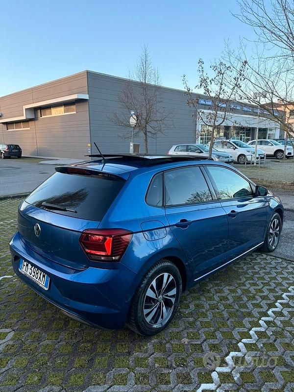 Usata VW Polo Comfortline 75 CV (55 kW) 2018 Blu Utilitaria