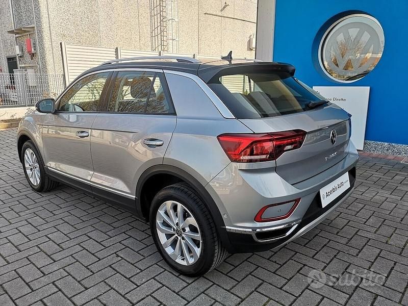 Usata VW T-Roc Style 116 CV (85 kW) 2025 Grigio SUV