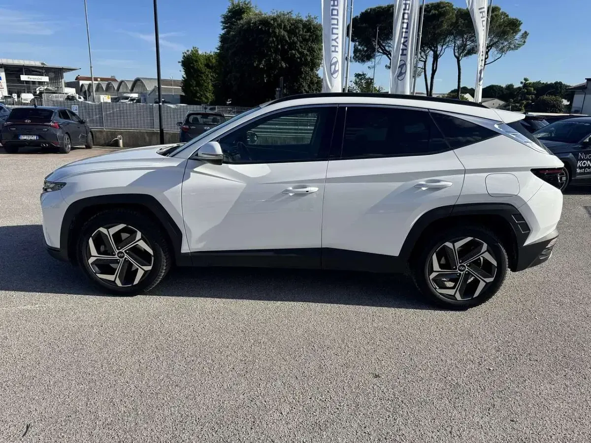 Usata Hyundai Tucson 230 CV (169 kW) 2022 Bianco SUV