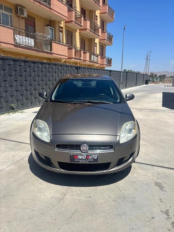 Usata Fiat Bravo Dynamic 119 CV (87 kW) 2009 Marrone Utilitaria