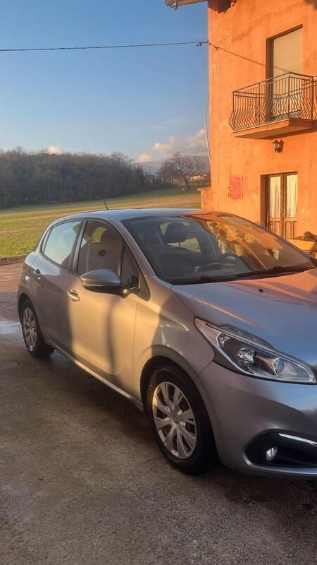 Usata Peugeot 208 Active 81 CV (59 kW) 2019 Grigio Utilitaria