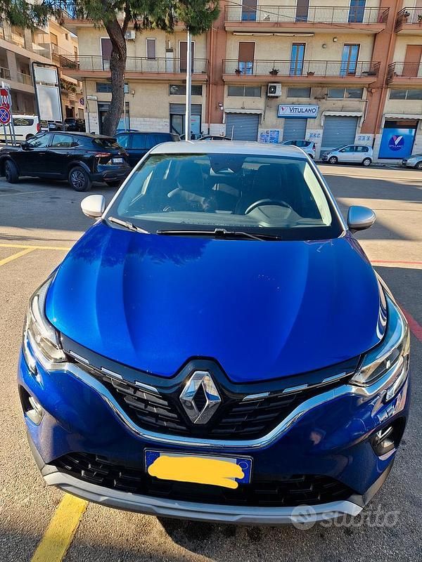 Usata Renault Captur 101 CV (74 kW) 2021 Blu SUV