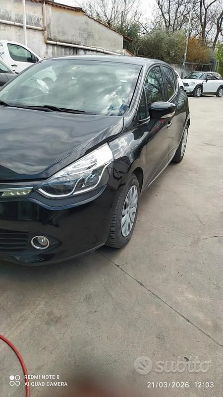 Usata Renault Clio IV 75 CV (55 kW) 2015 Nero Utilitaria
