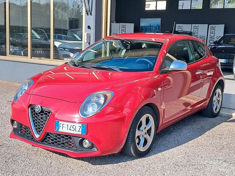 Usata Alfa Romeo MiTo 95 CV (69 kW) 2016 Rosso Utilitaria