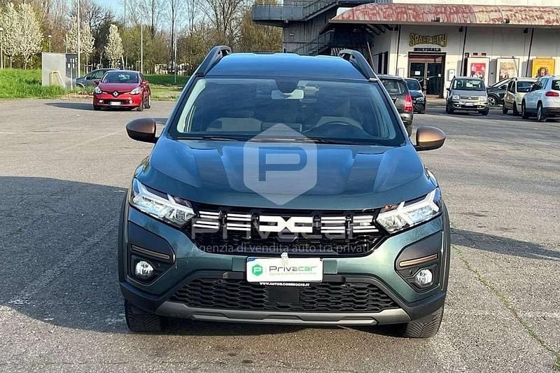 Usata Dacia Jogger Extreme 140 CV (102 kW) 2024 Verde Monovolume