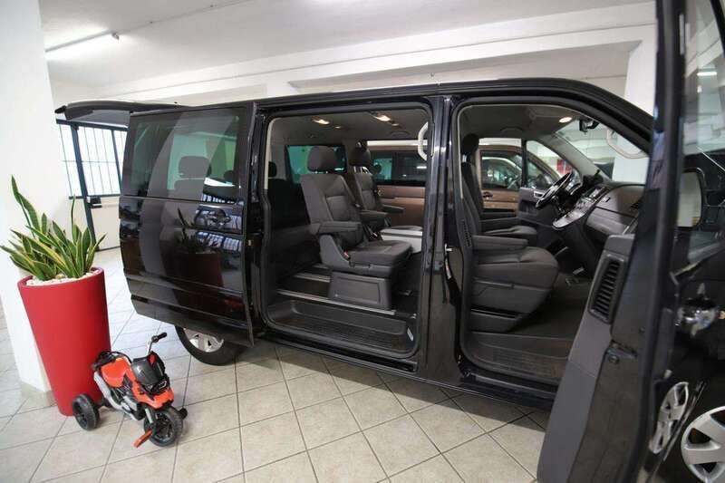 Nero Usata 2008 VW T5 Furgone | 15.999 € (Buon prezzo) - Immagine 1/4