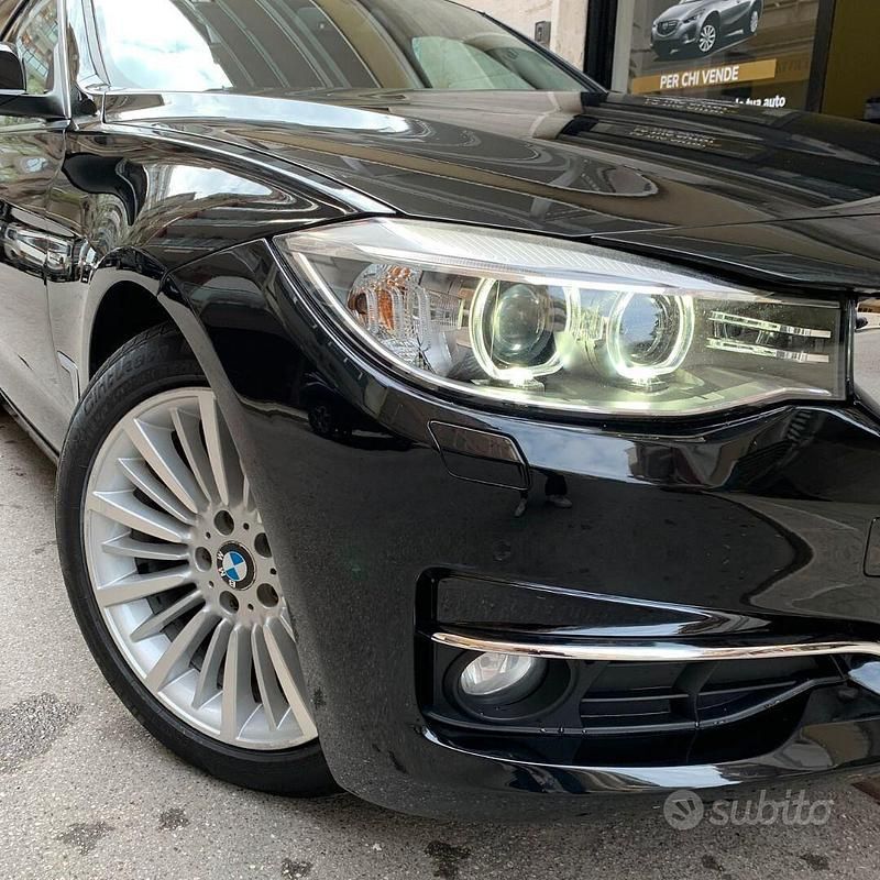 Usata BMW 320 Luxury Line 184 CV (135 kW) 2013 Nero Berlina