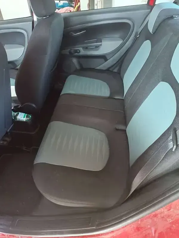 Usata Fiat Grande Punto Dynamic 77 CV (56 kW) 2009 Rosso Utilitaria