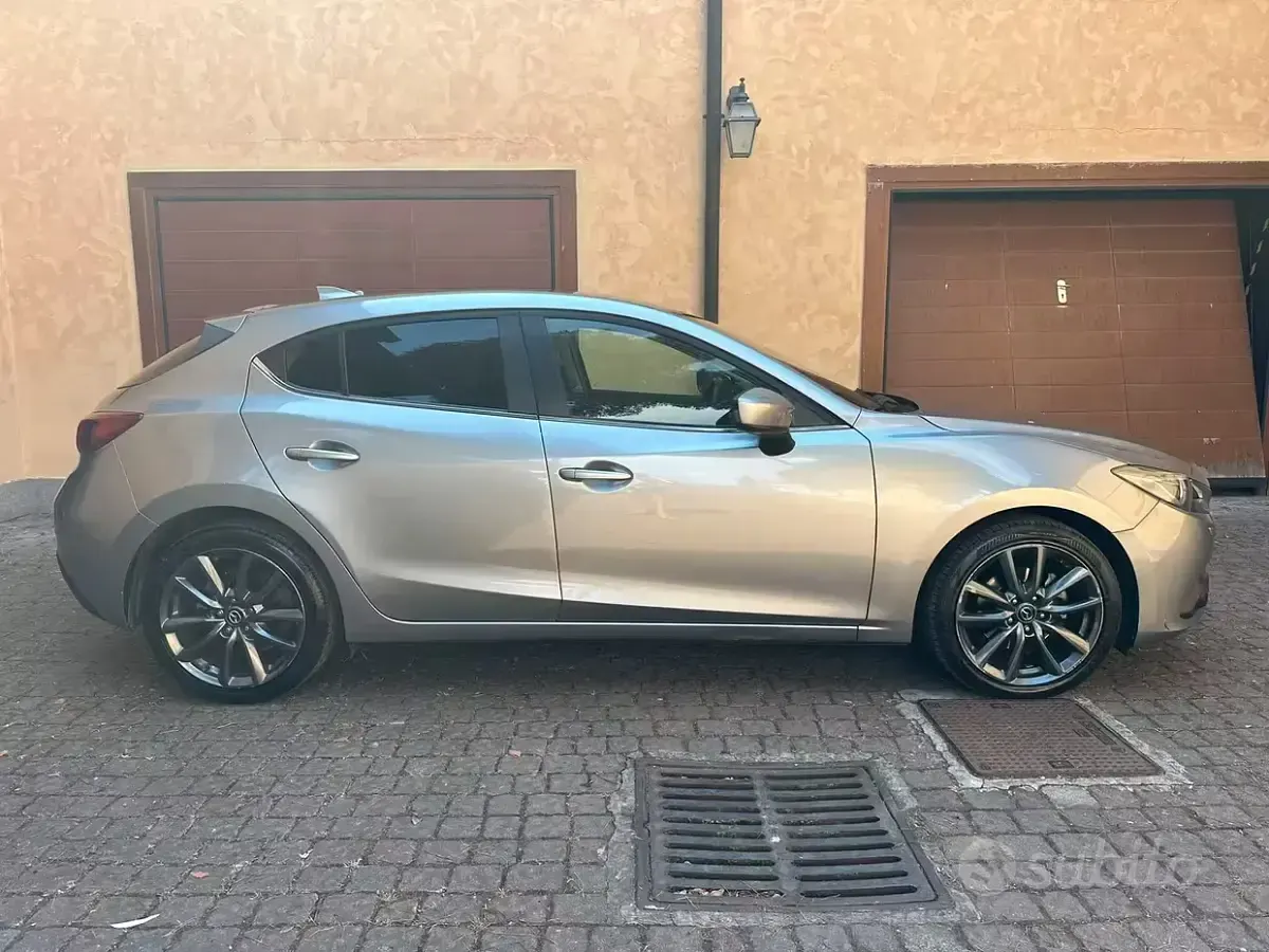 Usata Mazda 3 Evolve 105 CV (77 kW) 2016 Berlina