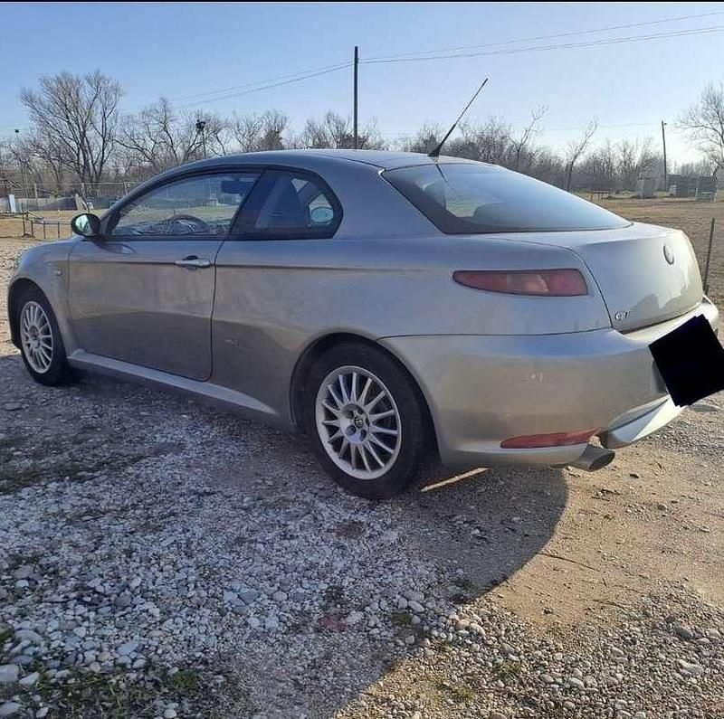Usata Alfa Romeo GT Distinctive 140 CV (102 kW) 2008 Coupé
