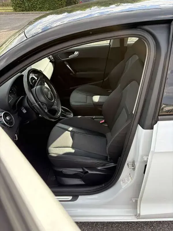 Usata Audi A1 Sportback S-Line 90 CV (66 kW) 2014 Bianco Utilitaria