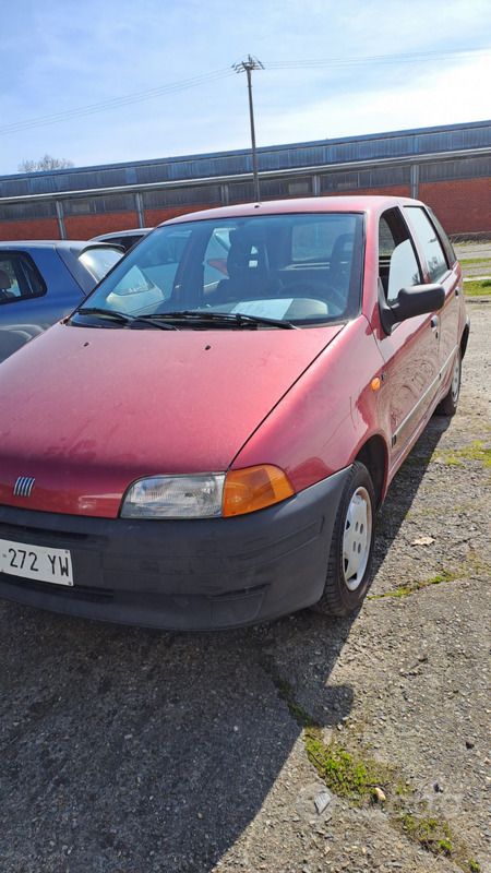 Usata 1998 Fiat Punto Due volumi | 1200 € (Ottimo prezzo) - Immagine 1/3