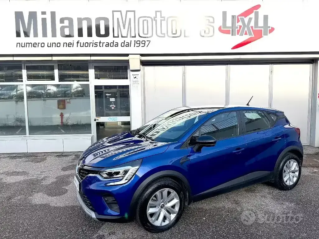 Usata Renault Captur Zen 145 CV (106 kW) 2022 Blu SUV
