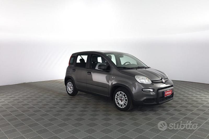 Usata Fiat Panda S 69 CV (50 kW) 2023 Grigio Utilitaria