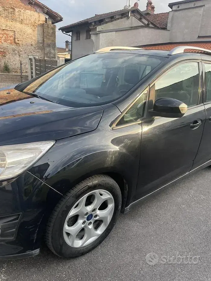 Usata Ford C-MAX 95 CV (69 kW) 2012 Nero Monovolume