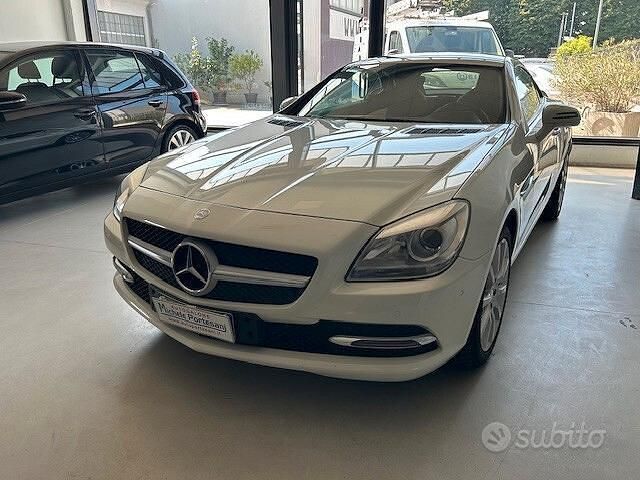 Usata Mercedes SLK200 184 CV (135 kW) 2013 Bianco Cabrio