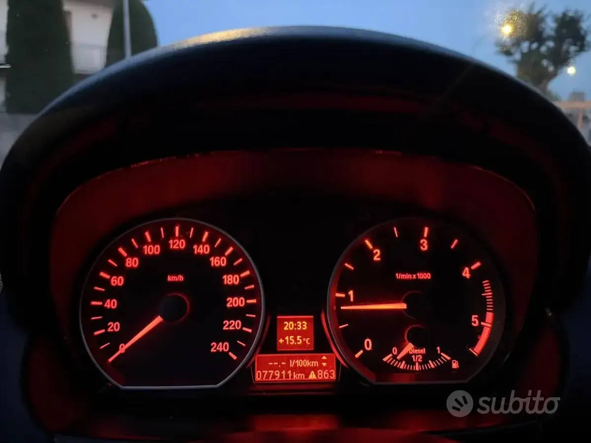 Begagnad BMW 116 Efficient Dynamics 116 HK (85 kW) 2009 Vit Halvkombi