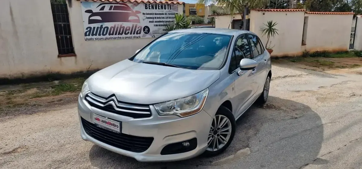Begagnad Citroën C4 Exclusive 114 HK (83 kW) 2014 Silver Sedan