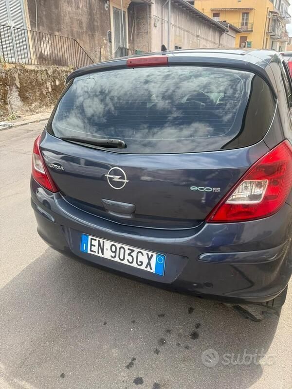 Usata Opel Corsa 75 CV (55 kW) 2008 Utilitaria