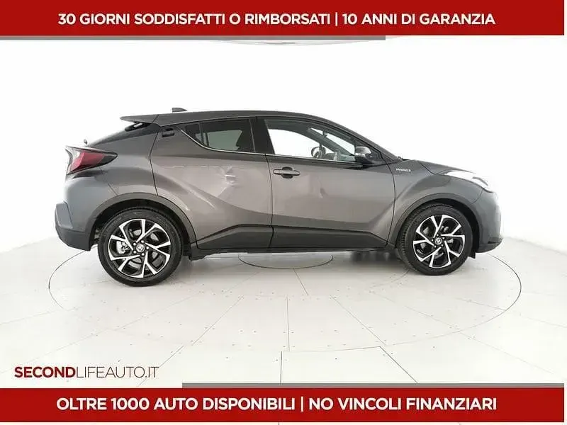Usata Toyota C-HR Comfort 152 CV (111 kW) 2021 Grigio SUV