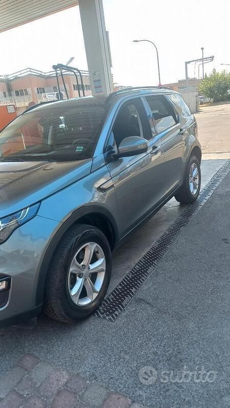 Usata Land Rover Discovery Sport 190 CV (139 kW) 2015 Grigio SUV