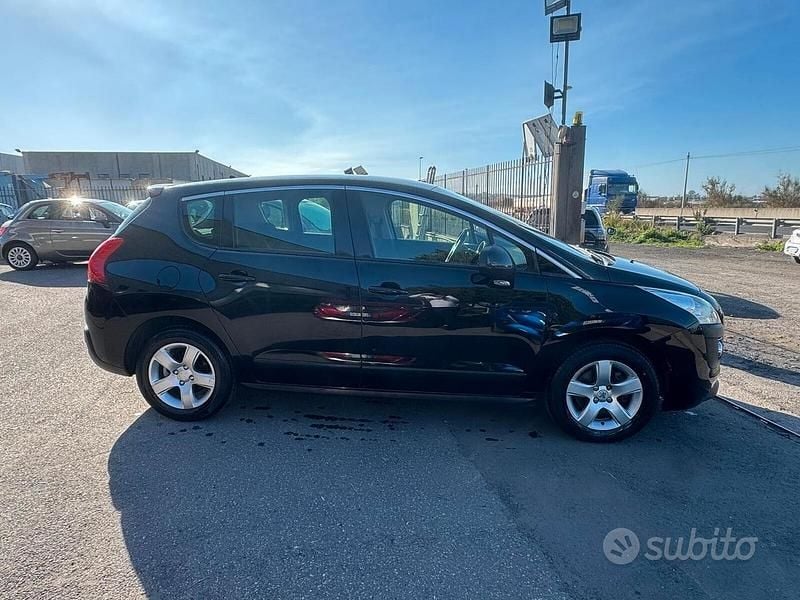 Usata Peugeot 3008 Business-Line 150 CV (110 kW) 2011 Nero Monovolume
